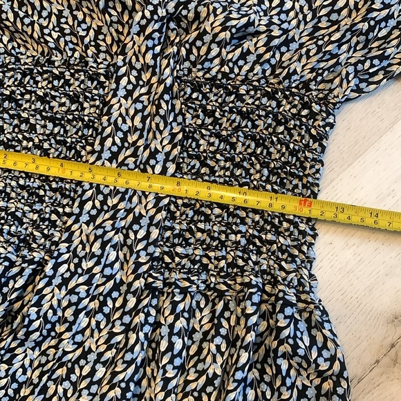 Max Studio black‎ blue dresss tie front neck sz L elastic waist midi fit & flare - Picture 13 of 14